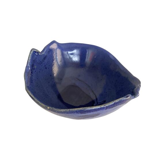 Handmade Beautiful Ornate Ceramic Bowl Dish Pottery Dinnerware Signed - Picture 2 of 5